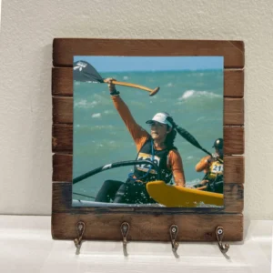 Porta-Medalhas Personalizado com 1 ou 4 Fotos – Moldura Ripada