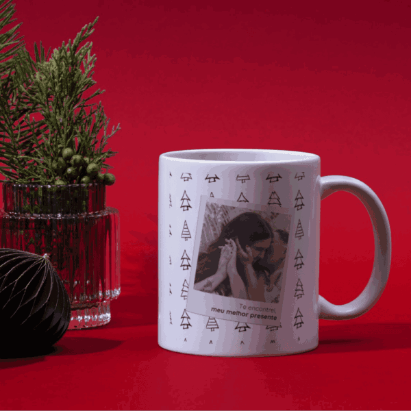 Caneca Personalizada Te Encontrei, Meu Melhor Presente Com Sua Foto em fundo colorido