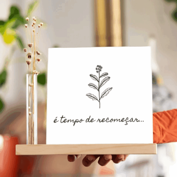 Azulejo decorativo da Zazulê com a arte É Tempo de Recomeçar