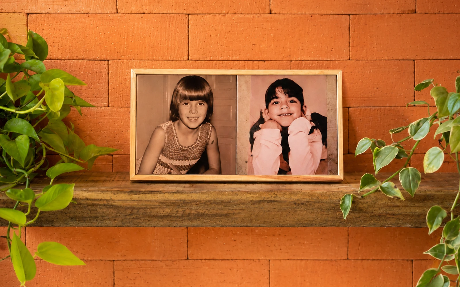 Moldura duo com fotos infantis em azulejos personalizados