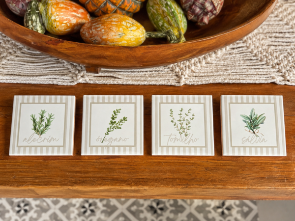 Kit 4 Azulejos Decorativos Ervas e Temperos – Alecrim, Orégano, Tomilho e Sálvia